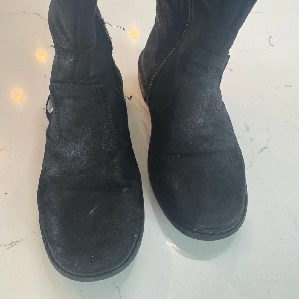 Baretraps boots.  Little girls size 12.  Tall black boots with full zipper.